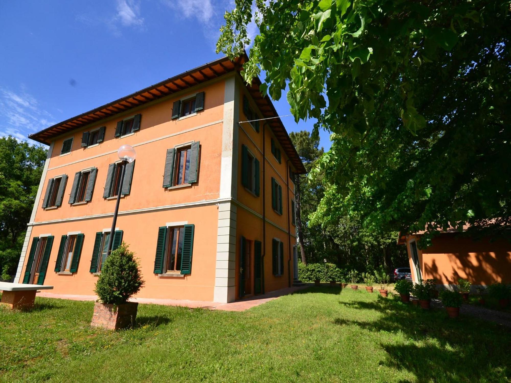 Lovely Holiday Home In Montefiridolfi With Hill View Exterior foto